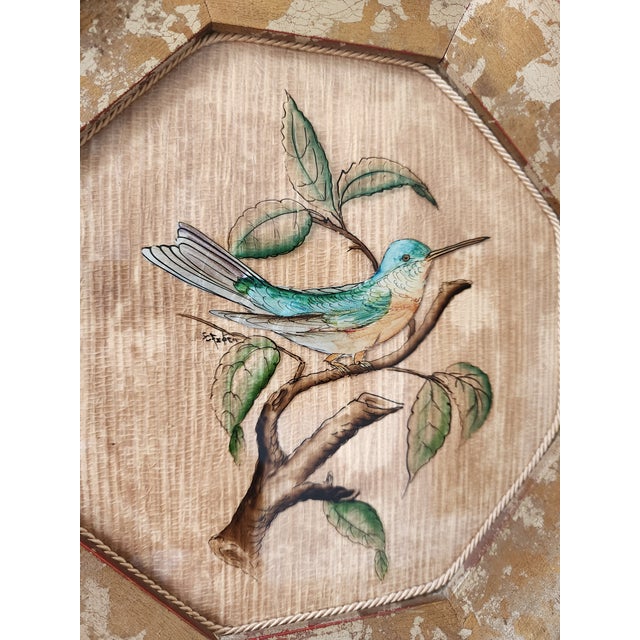 A Pair of Chinoiserie Style Hummingbird Verre Eglomise Paintings - Signed For Sale - Image 13 of 13