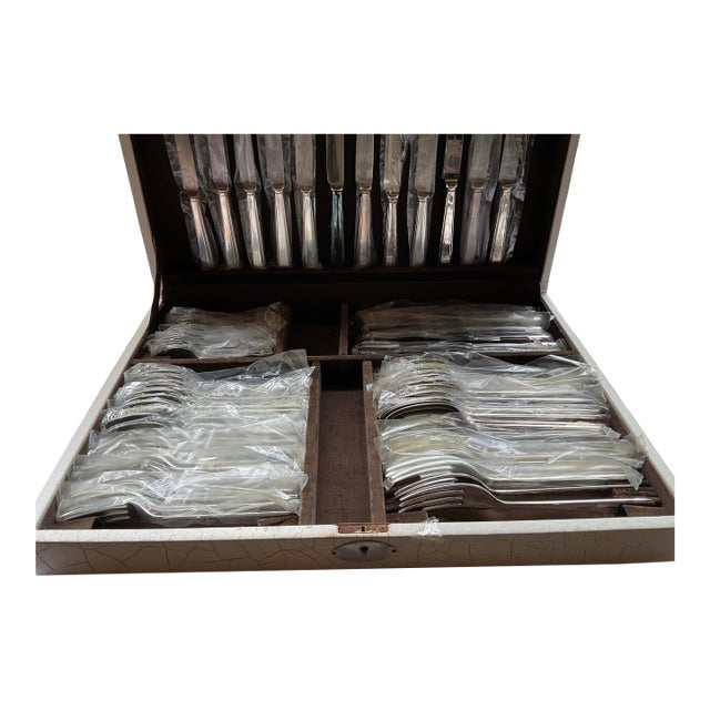 New 1980s Silver Flatware, 84 Pieces Set , Leighton With Storage For Sale