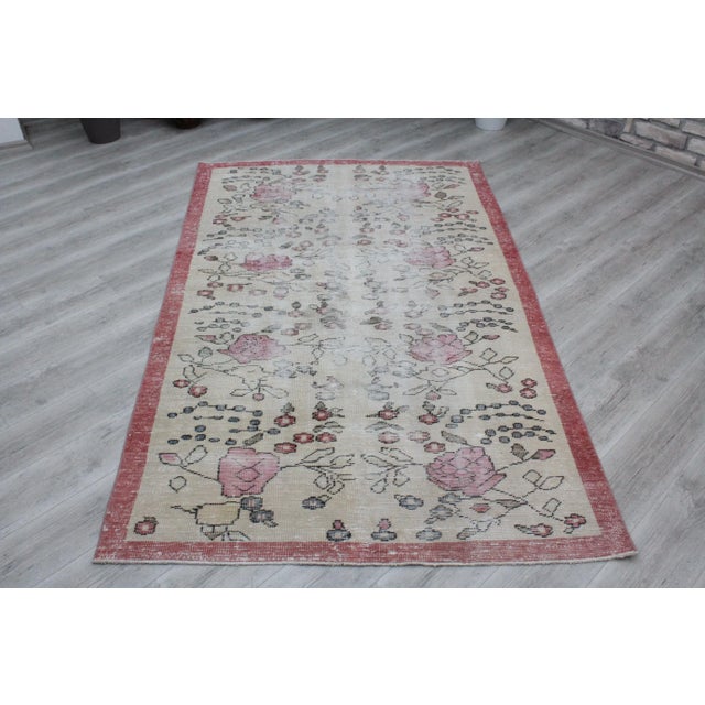 Floral Designed Vintage Turkish Area Rug - 57"x 94.5" For Sale - Image 11 of 11