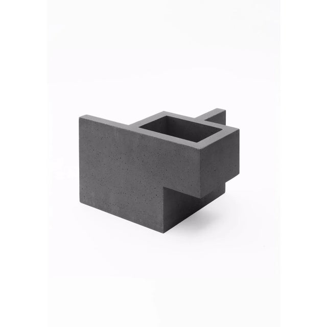 Dark Grey Chandigarh II Vase by Paolo Giordano for I-and-I Collection For Sale - Image 4 of 6