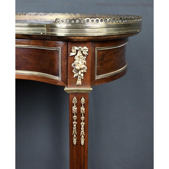 Small Early 20th Century Transitional Mahogany Kidney Table For Sale - Image 10 of 18
