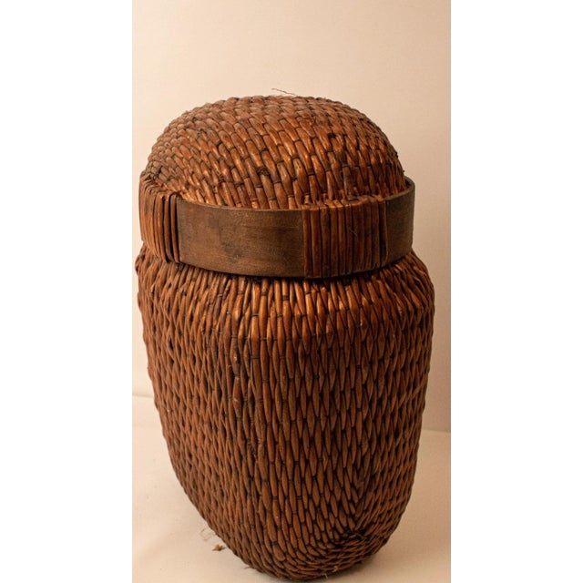 1990s Wicker Canister Basket With Lid (Large) For Sale - Image 5 of 11