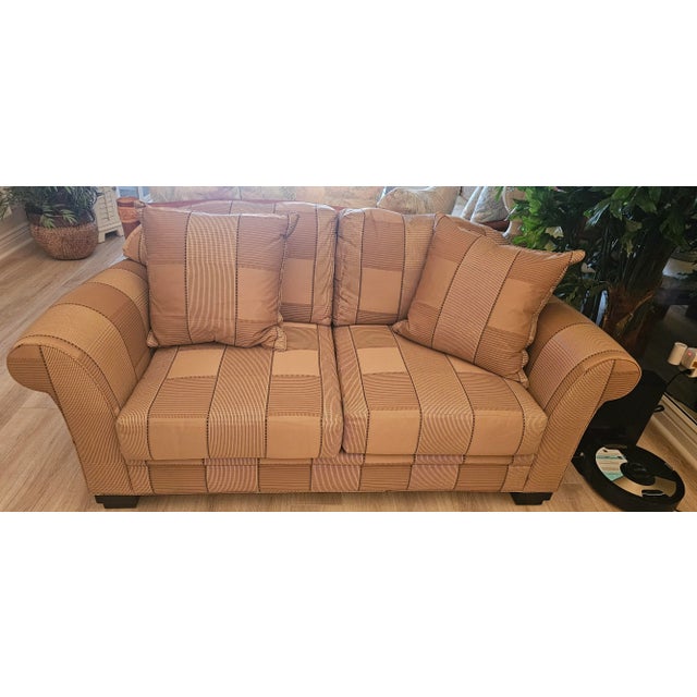 2020s Swaim Franklin Style Sofa and Love Seat Set - 2 Pieces For Sale - Image 5 of 9