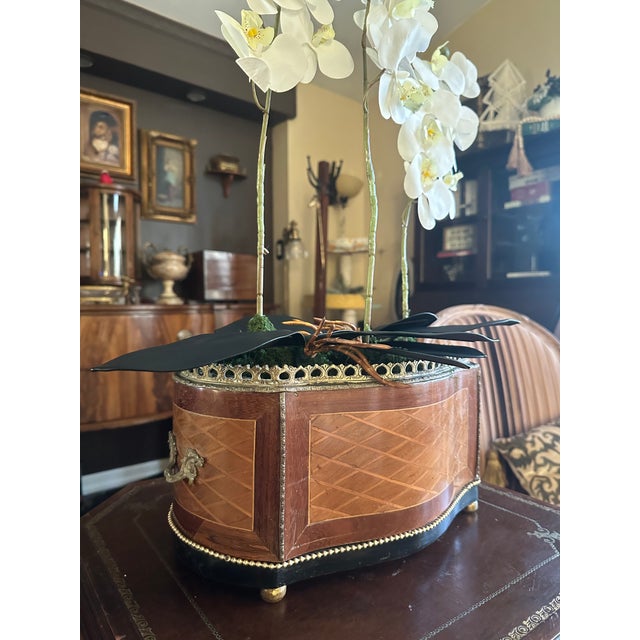 French Antique French Marquetry Jardinière With Brass Pierced Gallery & Ormolu Details, 19th Century For Sale - Image 3 of 4