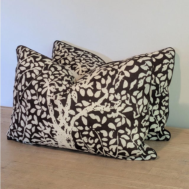 Quadrille Arbre De Matisse Reverse Tint on Brown Lumbar Pillows For Sale In Greensboro - Image 6 of 8