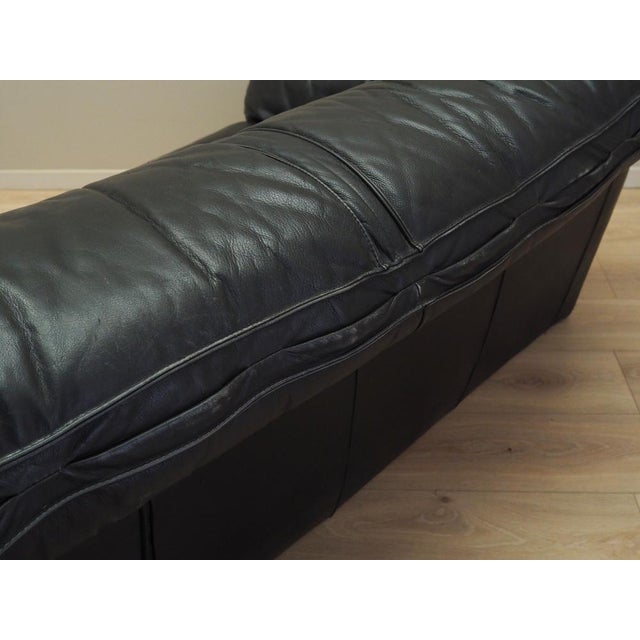 Italian Black Leather Sofa, 1960s For Sale - Image 17 of 18