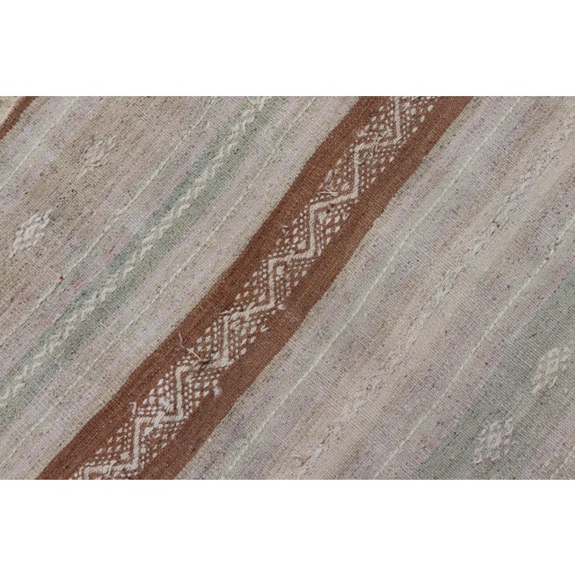 Early 20th Century Vintage Turkish Kilim Rug With Earthy Tones and Striped Patterns For Sale - Image 5 of 10