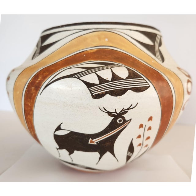Vintage, Native American, Acoma Pueblo Olla Vessel Depicting the Acoma Bird, Signed by Rose Chino For Sale In Miami - Image 6 of 8