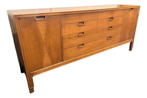1970s John Stuart Janus Collection Mid-Century Modern Walnut Credenza / Dresser