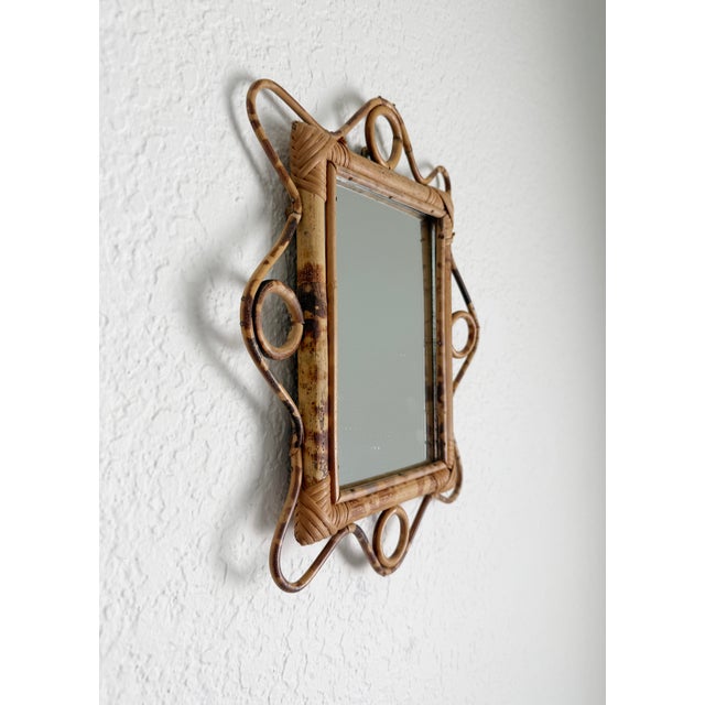 1960s Italian Riviera Style Burnt Bamboo Rattan Wall Mirror With Scalloped Frame For Sale In Sacramento - Image 6 of 10