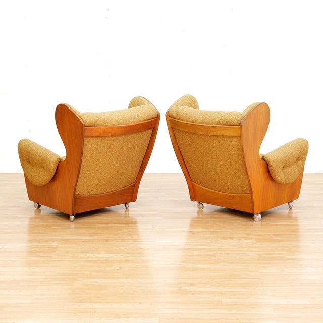 Gold Mid Century Saddleback Sofa & Chair Set by G Plan For Sale - Image 8 of 12