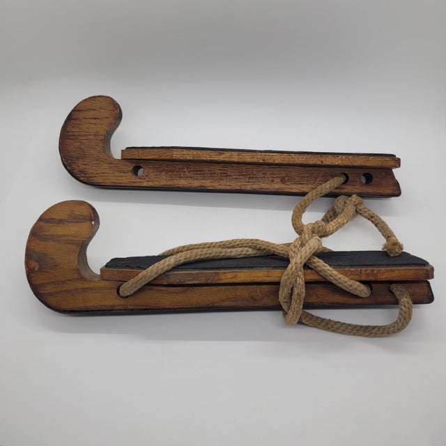 Wood Antique Wooden Ice Skates Primitive Rustic Winter Holiday Decor Jute Rope Pair For Sale - Image 7 of 11