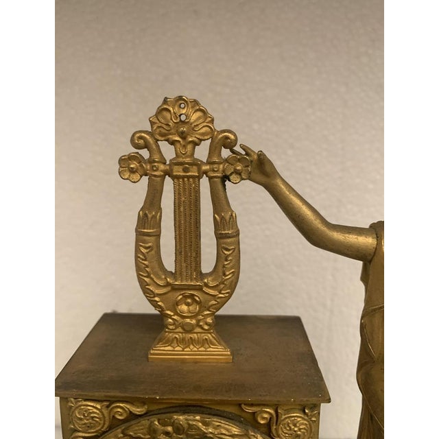 Gold Restoration Style Clock in Gilded Bronze, 1800s For Sale - Image 8 of 15