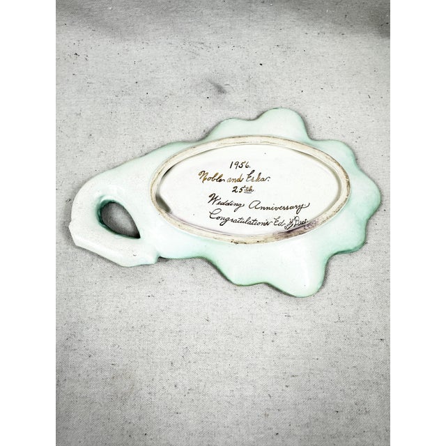 Ceramic 1950s Signed Handmade Majolica Style Green Leaf Serving Dish With Gold Trim For Sale - Image 7 of 8
