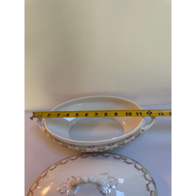 Antique 1904s Schwarzburg Rudolstadt Austria, Straus & Sohne Manufacturer, Porcelain Covered Casserole Serving Dish Floral Design For Sale - Image 18 of 18
