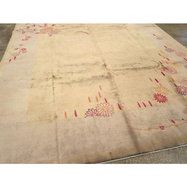 Textile Galerie Shabab Collection Mid-20th Century Chinese Art Deco Room Size Carpet For Sale - Image 7 of 9