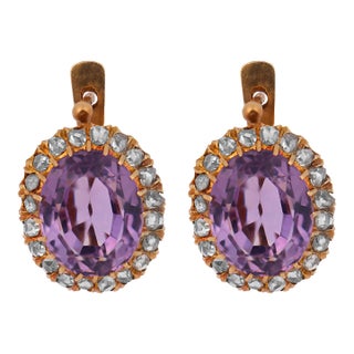 Early 20th Century Pair of Victorian 10.00 Carat Amethyst Diamond 18k Yellow Gold Cluster Earrings For Sale