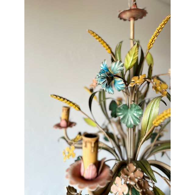 French Polychrome Floral and Wheat Tole 5-Light Chandelier, 1960s For Sale - Image 15 of 18