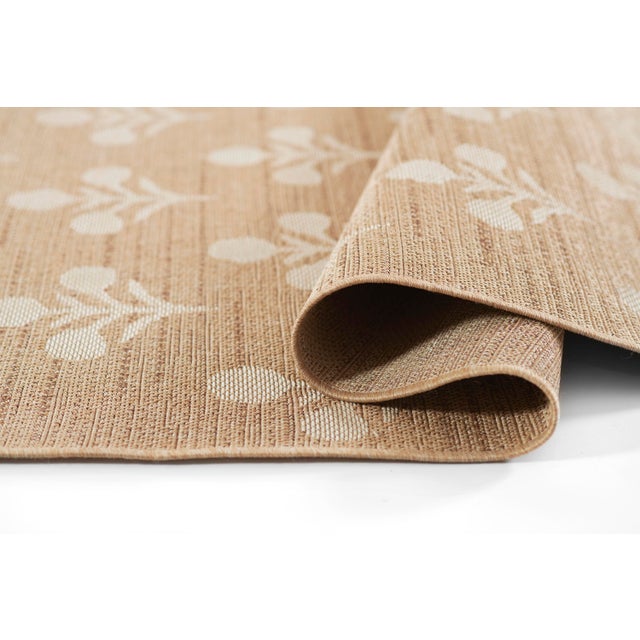 Erin Gates by Momeni Saybrook Bloom Beige Indoor/Outdoor Area Rug 6'6" X 9' For Sale - Image 4 of 12