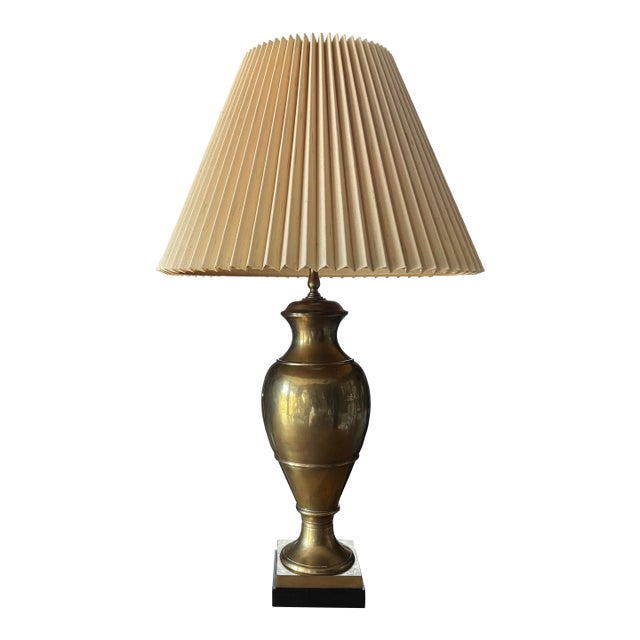 Late 20th Century Monumental Heavy Living Brass Urn Lamp For Sale