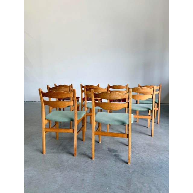 Mid Century Henning Kjaernulf Attrb Danish Oak Dining Chairs, Set of 9 For Sale In Tampa - Image 6 of 9