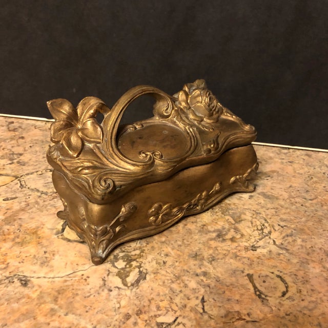 Gold Early 20th Century Art Nouveau Rose Box For Sale - Image 8 of 8
