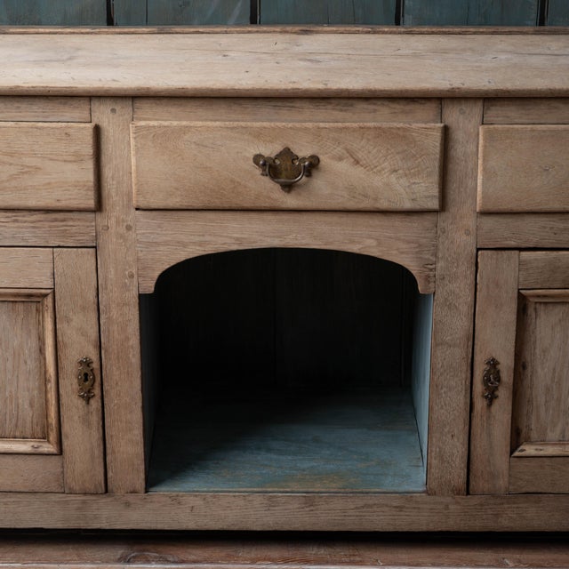 Early 19th Century Welsh Oak Dog Kennel Dresser, c.1800 For Sale - Image 5 of 18