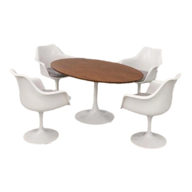 Mid-Century Modern Tulip Dining Set · 4 White Tulip Chairs + Oval Pedestal Table For Sale