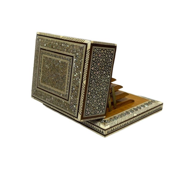 2000 - 2009 Luxury Vintage Mother of Pearl Inlaid Wooden Cigarette Box for 40 Cigarettes For Sale - Image 5 of 13