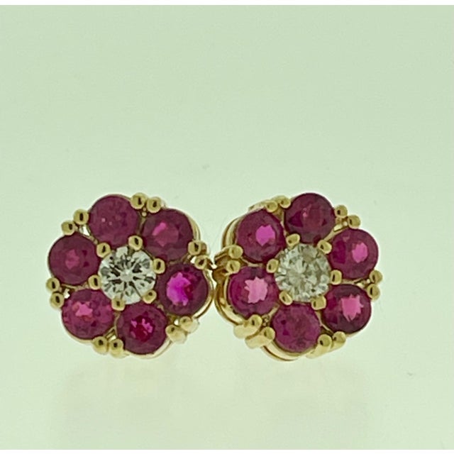3 Carat Ruby & Diamond Floral Cluster Flower Stud Earrings 14 Karat Yellow Gold For Sale In New York - Image 6 of 18