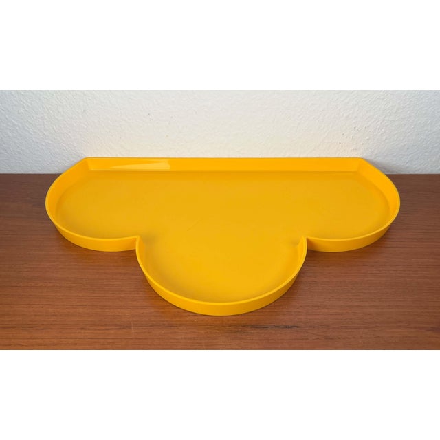 Postmodern Italian Yellow Plastic Tray from Guzzini For Sale - Image 9 of 18