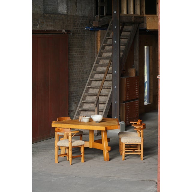 1960s Mid-Century Modern French Triangular Brutalist Dining Table in Oak, 1960s For Sale - Image 5 of 18