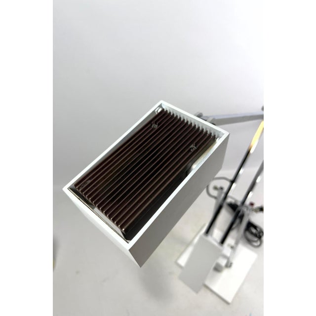 1970's Chrome and White Metal Minimalist Desk Lamp by Robert Sonneman For Sale - Image 10 of 11
