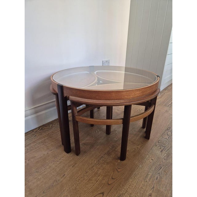 Mid-Century Modern Model 5614 Teak Coffee Table Nest of 3 by Nathan Trinity, 1960s, Set of 4 For Sale - Image 3 of 17