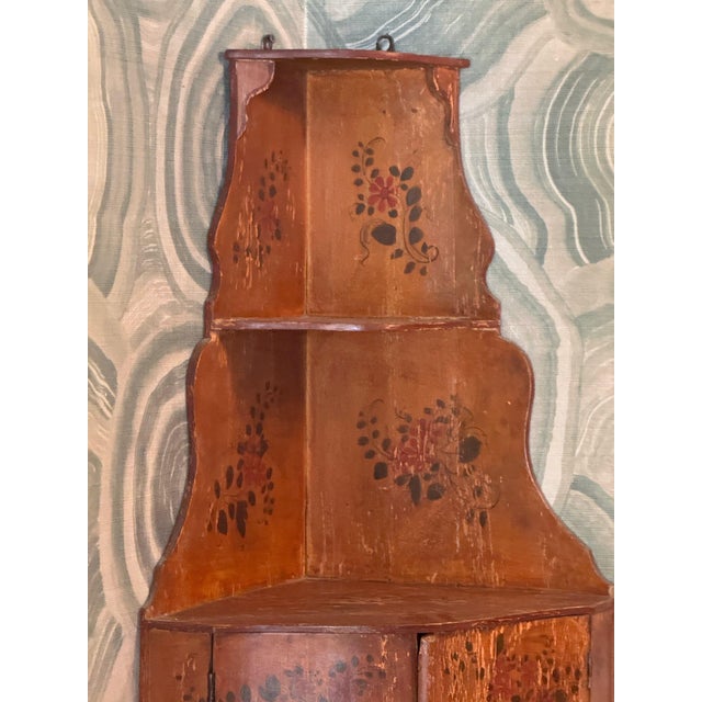 19th Century 19th Century English Painted Hanging Corner Cupboard With Floral Decoration For Sale - Image 5 of 10