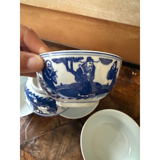 Vintage Chinese Blue and White Scholar Bowls Porcelain - Set of 5 For Sale - Image 4 of 8