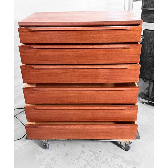 Vintage Teak Chest of Drawers by Ib Kofod-Larsen for Säffle, 1959 For Sale - Image 16 of 18