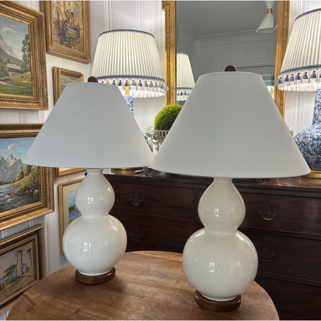 Lauren Ralph Lauren Lauren Ralph Lauren Creamy Off White Crackle Glaze Double Gourd Lamps With Shades, a Pair For Sale - Image 4 of 7