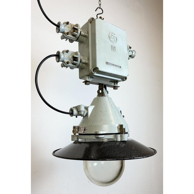 Gray Grey Cast Aluminium Explosion Proof Pendant Lamp with Enameled Shade from Elektrosvit, 1970s For Sale - Image 8 of 18