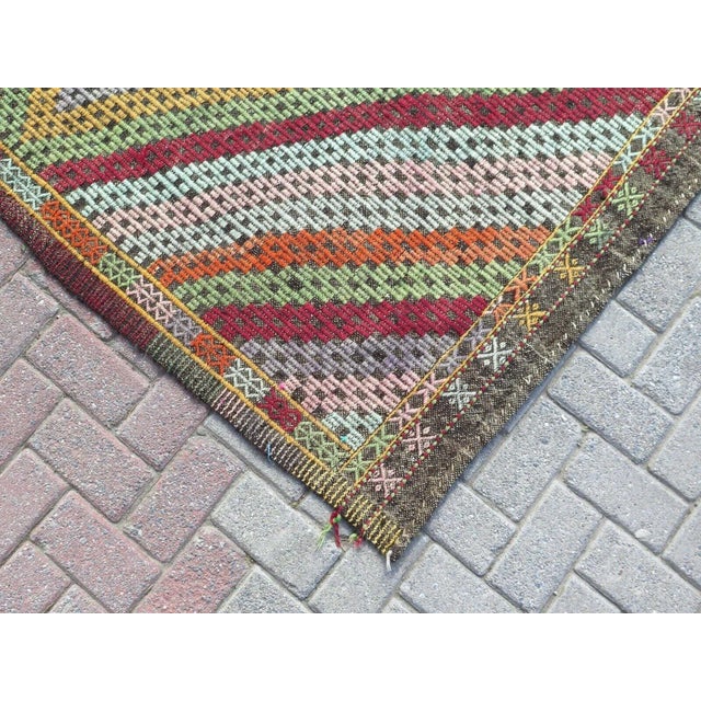 1960s Turkish Embroidered Kilim Rug - 83"x117" For Sale - Image 11 of 13