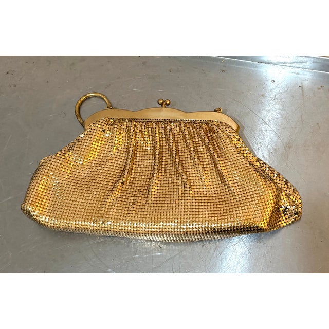 1950s Gold Mesh/Rhinestone Snap Top Evening Purse For Sale - Image 4 of 5