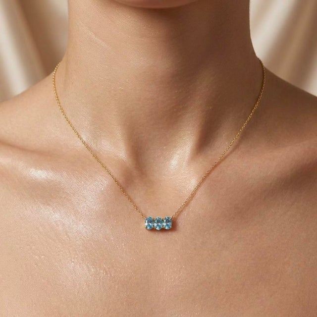 Contemporary Swiss Blue Topaz Horizontal Necklace | Elegant Three Stone Necklace | December Birthstone Necklace for Woman For Sale - Image 3 of 3