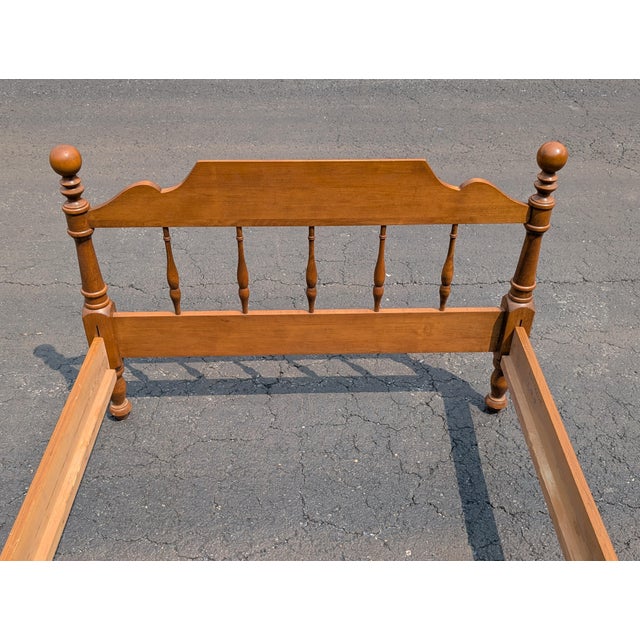 Brown 1980s Ethan Allen Heirloom Collection Traditional Cannonball Solid Maple Twin Spindle Bed Frame For Sale - Image 8 of 9