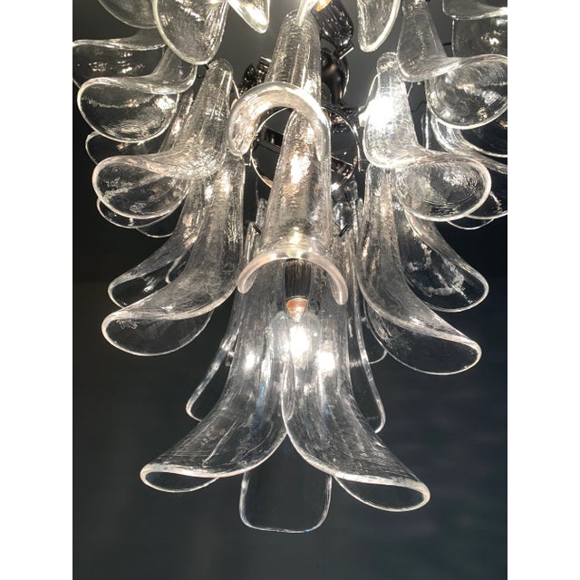 Transparent Contemporary Transparent "Selle" Murano Glass Chandelier For Sale - Image 8 of 13