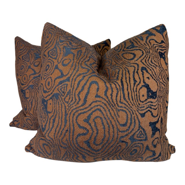 Lee Jofa "Atlas" in Rust/Navy 22" Pillows-a Pair For Sale