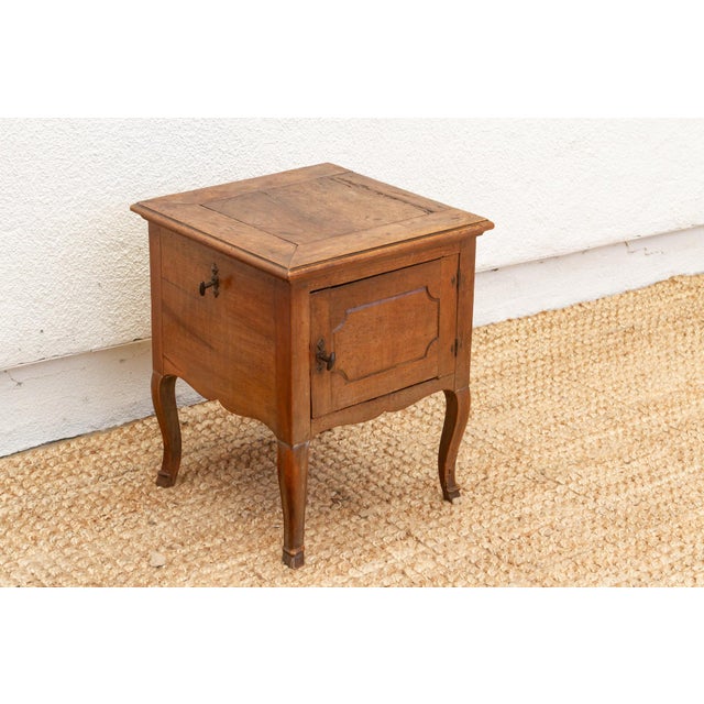 18th Century French Provincial Side Table For Sale - Image 4 of 9