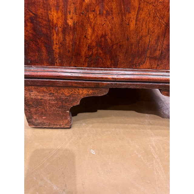 Wood 18th Century English Chest of Drawers For Sale - Image 7 of 12