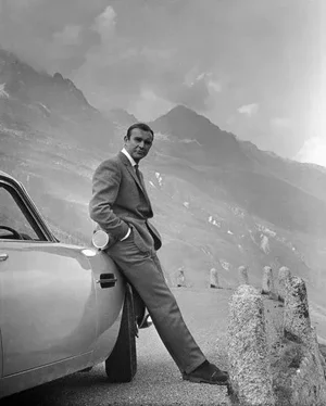 Sean Connery and His Aston Martin From "Goldfinger" 1964 (20x24 Photo)