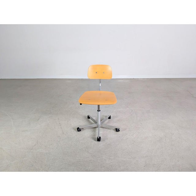 We are offering a beautiful wooden office chair from the renowned Danish manufacturer Fritz Hansen for sale. Designed by...