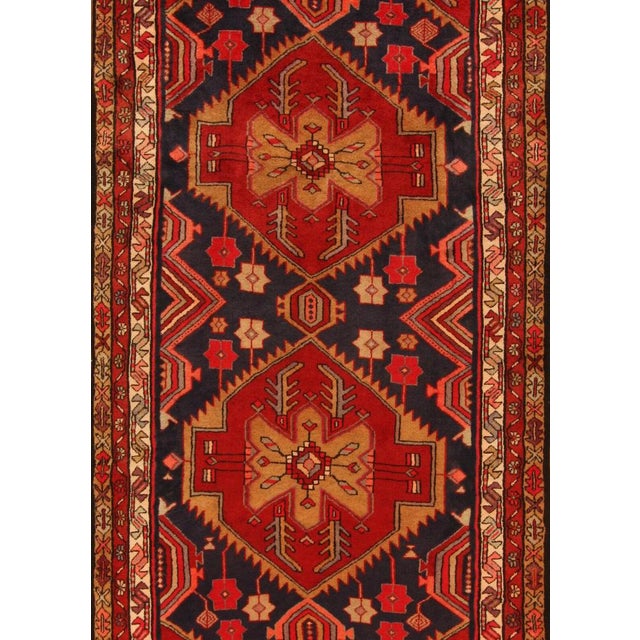 Genuine hand-knotted Middle Eastern rug runner | Size: 305 cm x 136 cm | Knot density: approx. 100.000 knots/m² |...